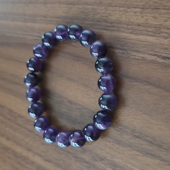 Jewelry - Amethyst Stretch Bracelet 8mm